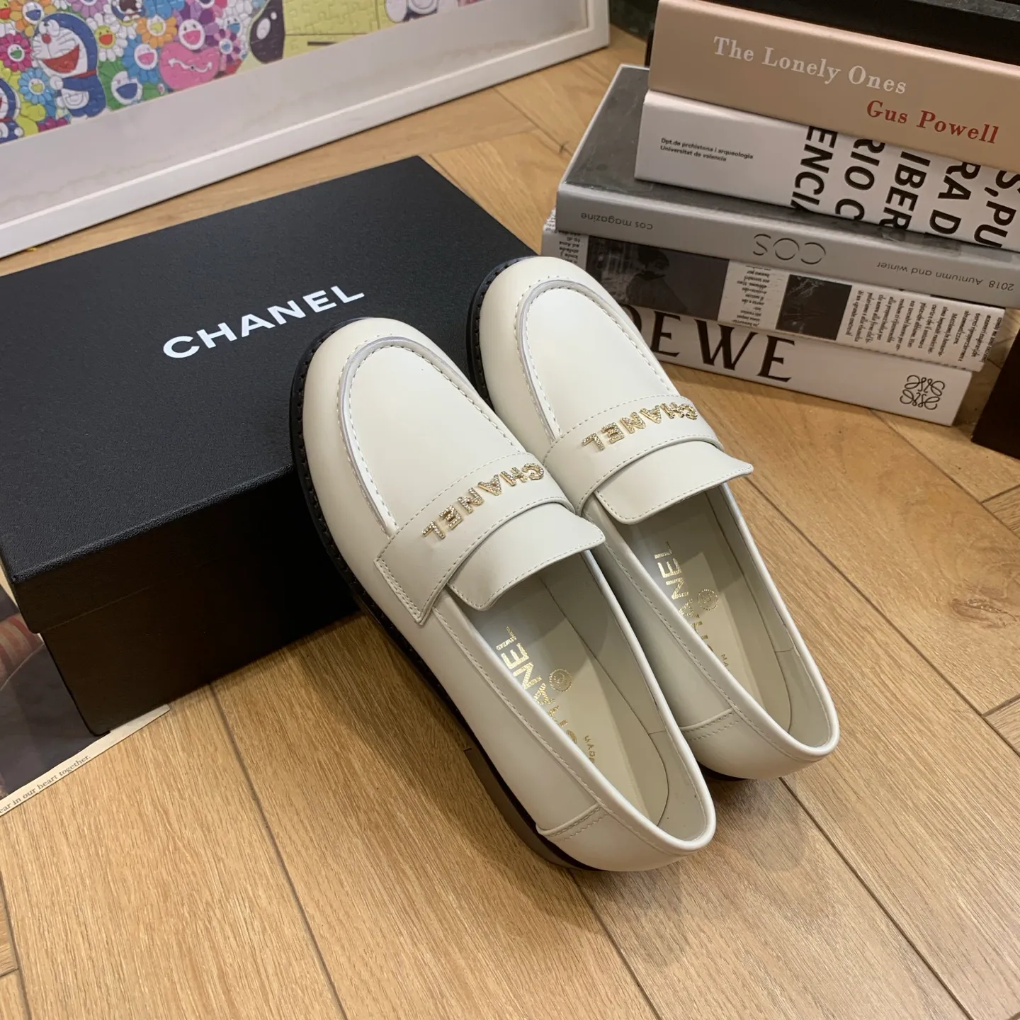 👟👟Ex-factory price 640👟👟 🍀2025 spring and summer new Chanel Chanel small diamond buckle monogram Loaf lazy half-slippers, which can be worn all year round. No matter when you wear them, they are very high-end and durable. When shopping, you can attract attention on the street! Easily travel between commuting and leisure occasions, becoming a carefree fashionable and elegant woman~ Upper: cowhide/butter Lining: lambskin Sole: Italian genuine leather outsole Size: 35-39 (40/41 customized, non-refundable and non-exchangeable 👉